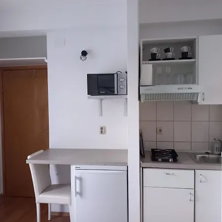 Anita Apartman
