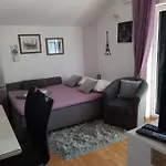 Anita *